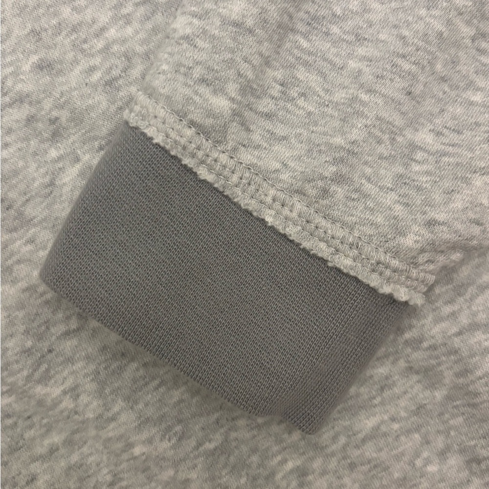 Gray Nike Crewneck Pullover Nike Yoga Thermafit Lightweight Shirt Size Small - Picture 7 of 10